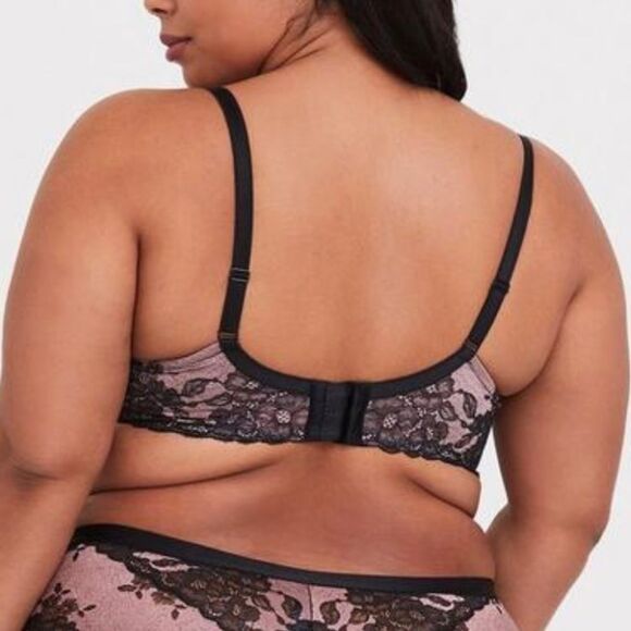 Torrid Curve Black & Pink Microfiber Lace Lightly Lined Tshirt Bra plus size 40C - Picture 2 of 10